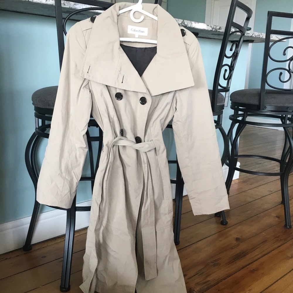 Calvin Klein Tan Trench Coat, Ladies Large